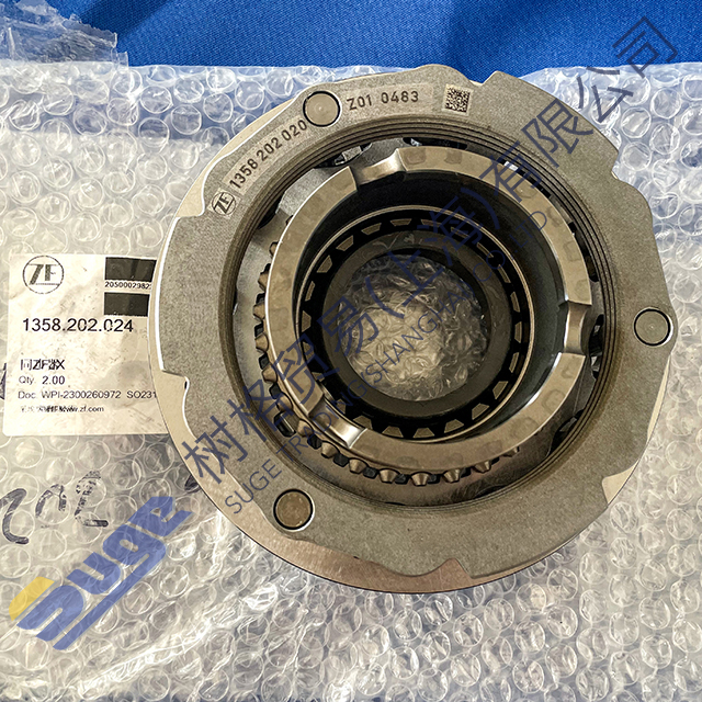 ZF AMT 2TX2620TO MAN 卡车 TRAXON 输入轴零件 1358 202 024