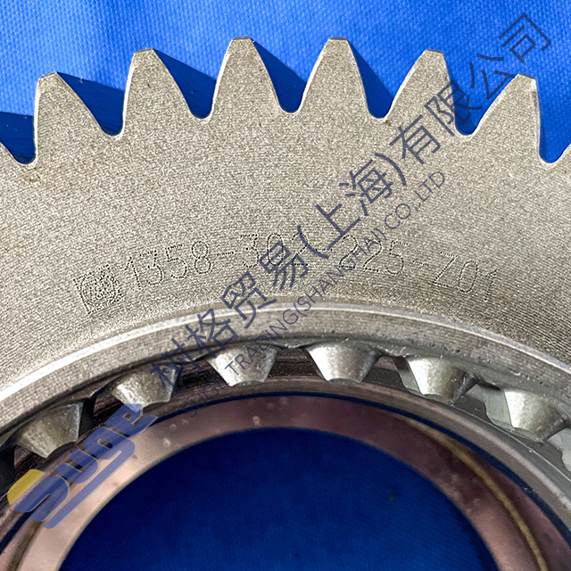 ZF TRAXON AMT 12TX2420TO变速器输入轴 1358 302 225