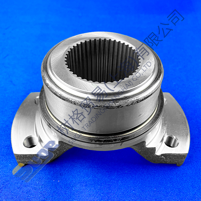 ZF 4BP230 LZZF 柳工徐工变速箱输出法兰前 4644 303 547