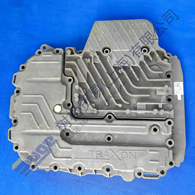 ZF TRAXON 自动一汽 J7 AMT 变速箱零件 TCU 6070 023 002