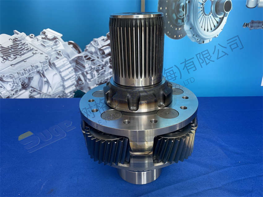 ZF TRAXON 自动变速箱零件 行星齿轮组件 1358 010 010