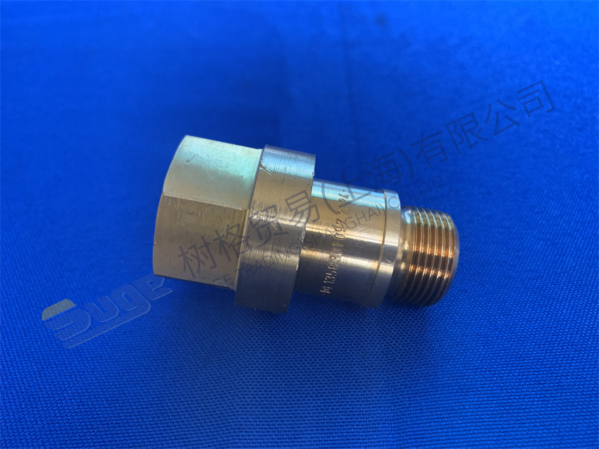 ZF TRAXON 自动变速箱配件 CONNECTING SOCKET 1358 301 097