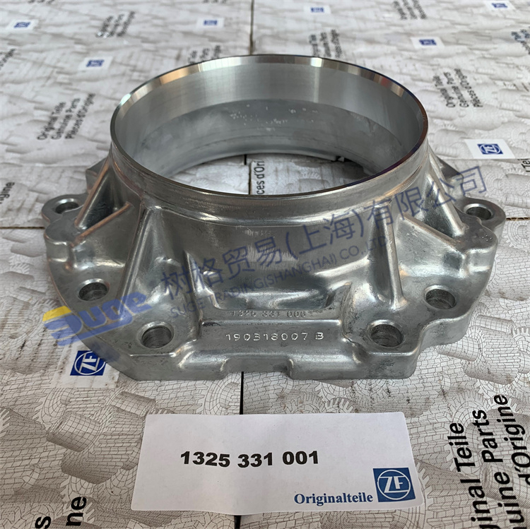  ZF ECOSPLIT4 变速箱配件 输出端盖 1325 331 006