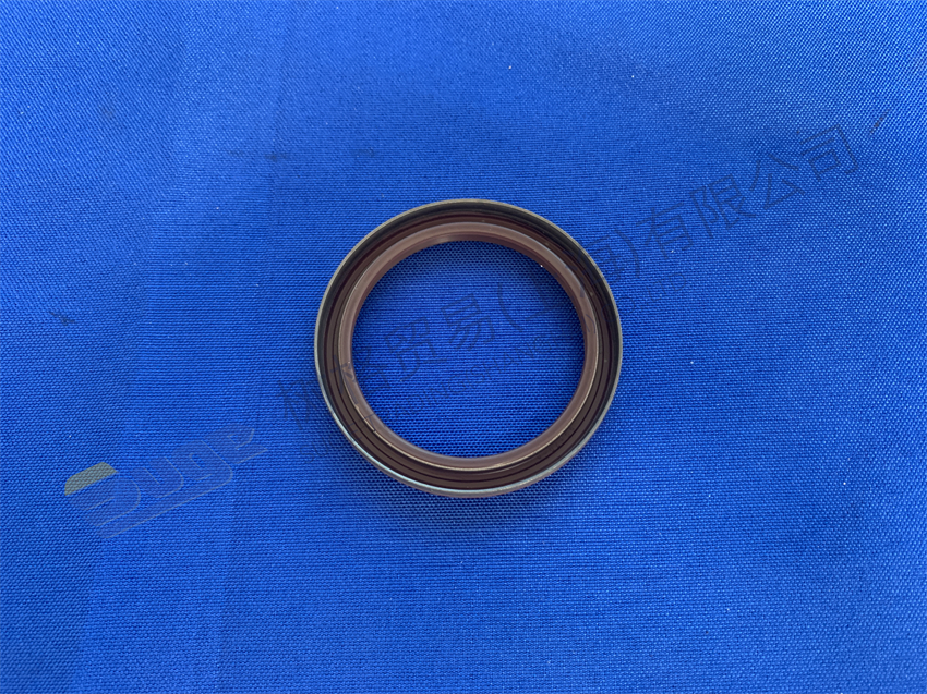 ZF TRAXON 自动变速器零件 INPUT SHAFT SEAL 0734 319 847