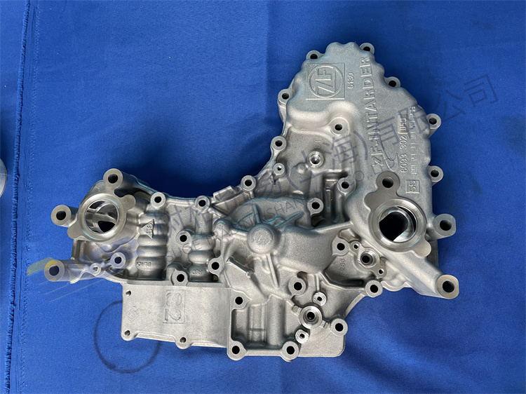  ZF ECOSPLIT4 变速箱零件缓速器控制壳体（带油压） 6093 302 050