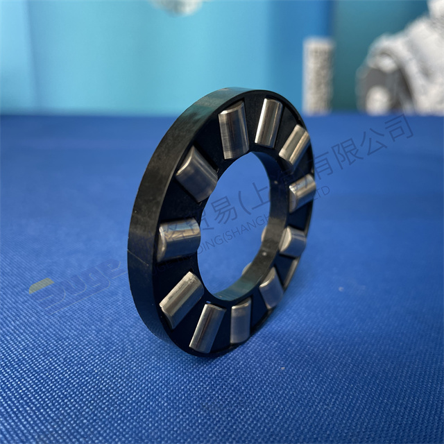 ZF TRAXON 自动变速器零件 AXIAL ROLLER RING 0735 301 599