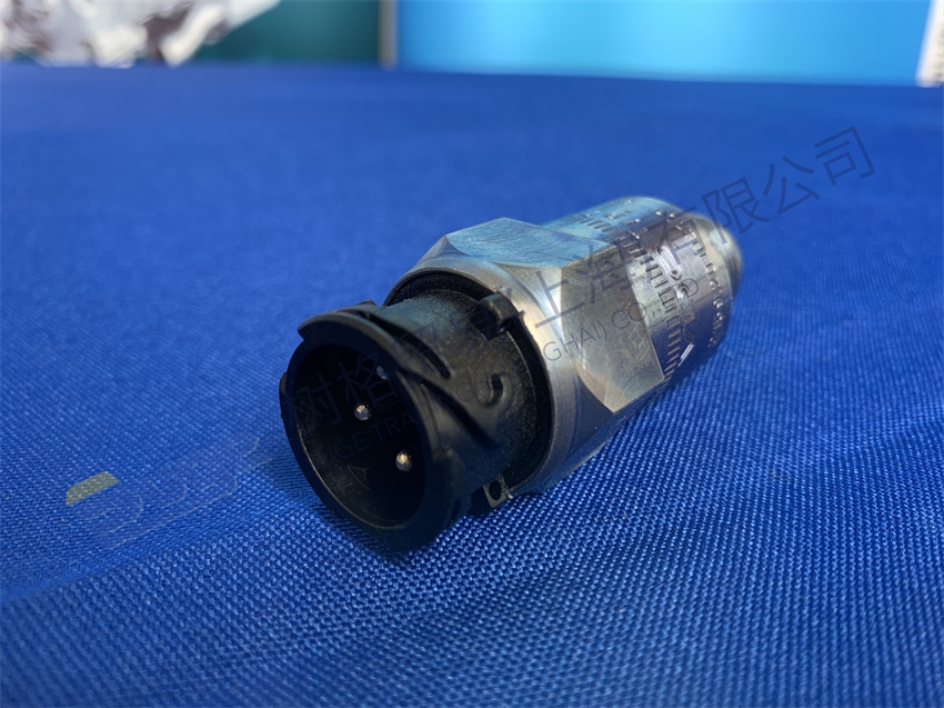 ZF TRAXON 自动变速箱零件 脉冲传感器 0501 210 855