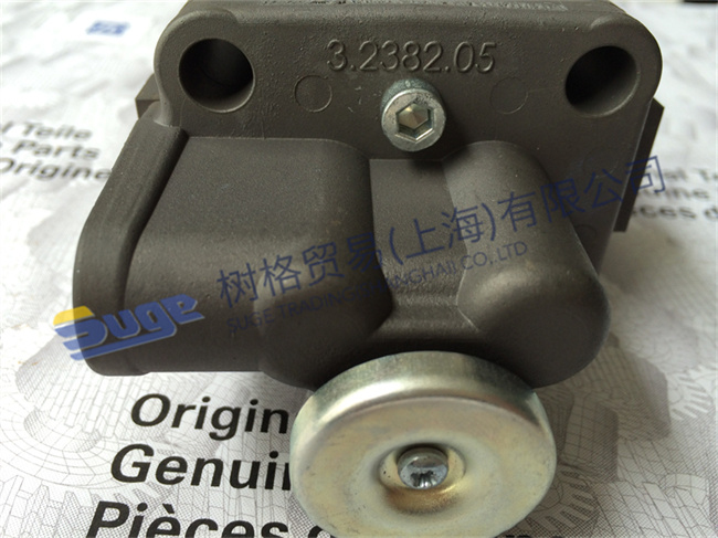 ZF ECOSPLIT4 gearbox parts GP VALVE 6038 202 043 - 购买ZF 