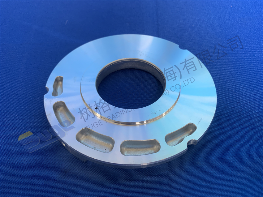 ZF TRAXON 自动变速箱配件 BRAKE COVER 1358 302 222