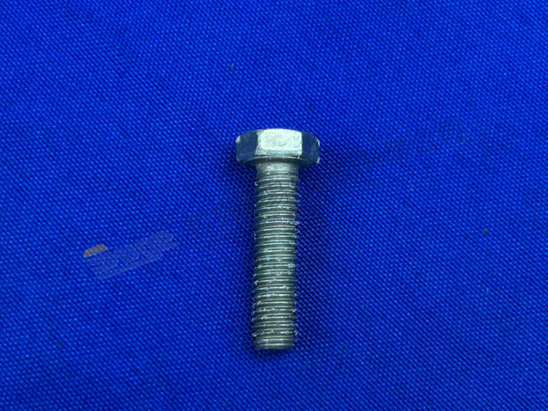ZF 六角螺钉 0636 100 798