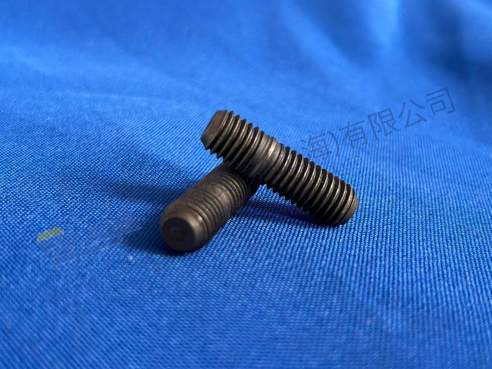 采埃孚螺柱 0736 604 034