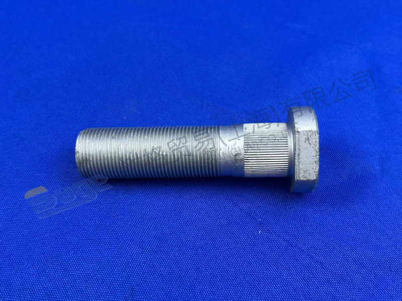 ZF MT-E轴车轮螺柱4472 336 286